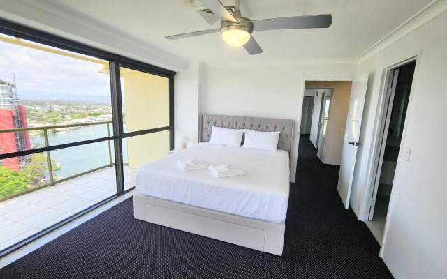 Surfers Hawaiian Apartments