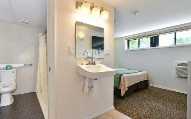 Hostway Motor Inn