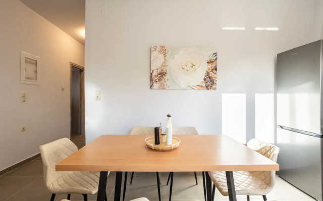 Filiatra Charming Urban Escape Your Cozy Retreat