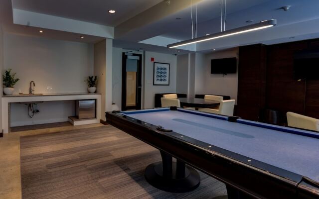 Bluebird Suites at Boylston