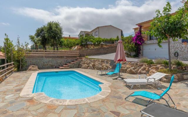 Hauzify I Villa Malvet