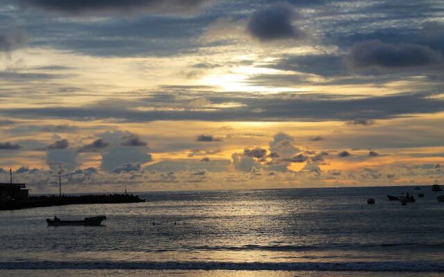 Sandy Sur