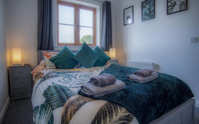 Johnnys Cove - 2 Bedroom Holiday Home - New Hedges