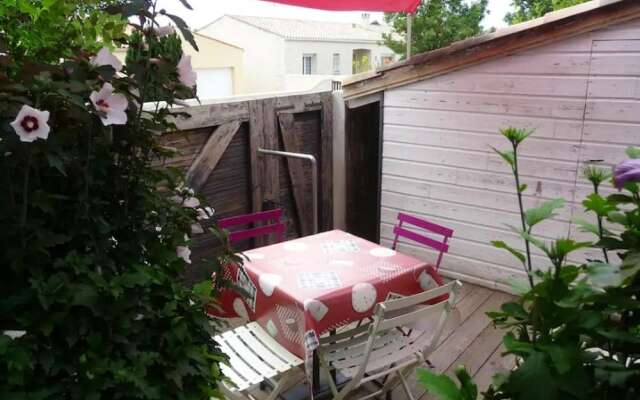 House With 2 Bedrooms In La Rochelle With Enclosed Garden And Wifi