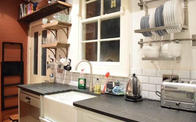2 Bedroom Home in Camberwell