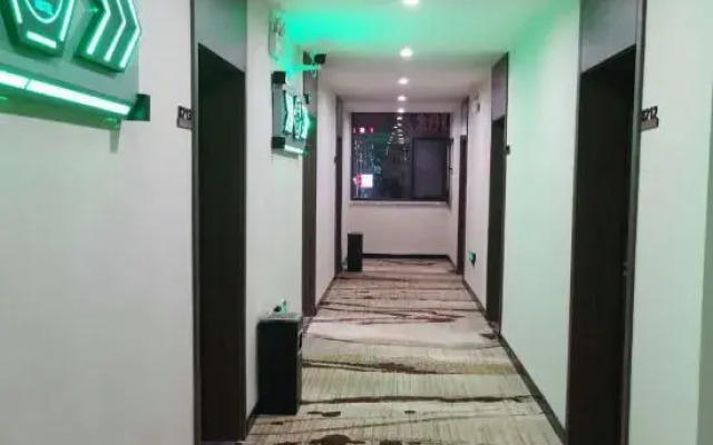 Weihui e-home Express Hotel