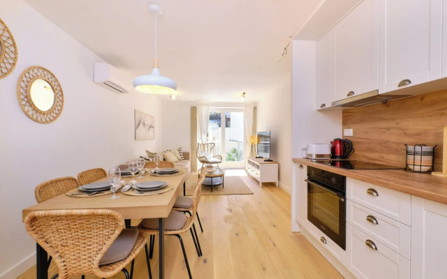 Charming Island Villa Alba