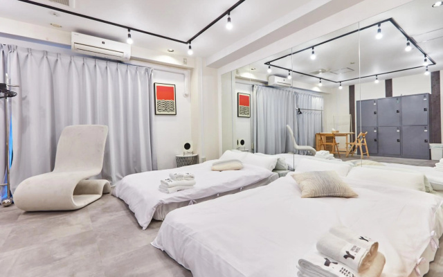 Tora Hotel Asakusa - Hostel – Guest Rooms – Tokyo