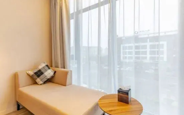 Homeinn Plus Hotel (Huaibei Huaihai East Road Wuyue Plaza)
