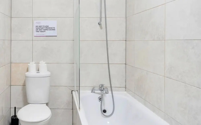 Everest Lodge Serviced Apartment