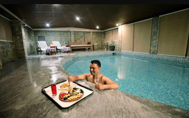 Suryavilas Luxury Resort & Spa