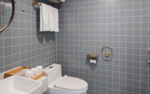 Floral Hotel Falan Small Town