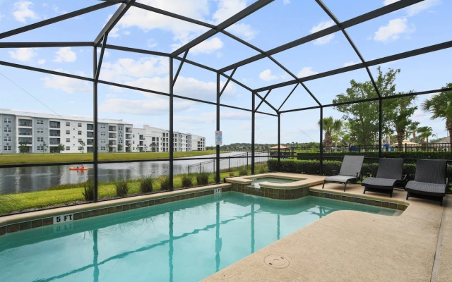 Lakeview 6BR Cozy Home Pool/spa,steps to Waterpark