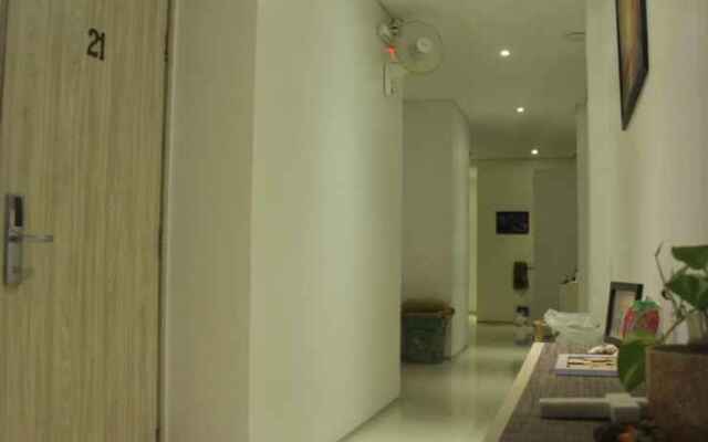 Bali Caps Hostel