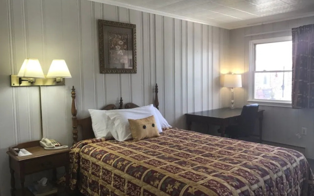 The Lancaster Motel By OYO Ronks near Paradise