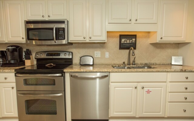 Inlet Reef 504 - 2 Br Condo