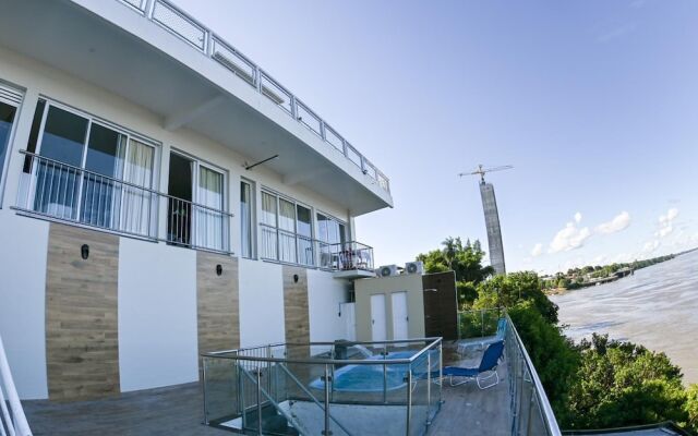 Hotel Orla do Rio Branco