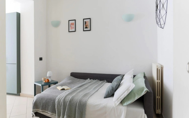 Corso Buenos Aires Apartment