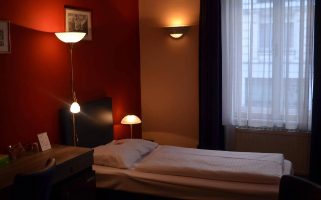 Hotel Pension Excellence