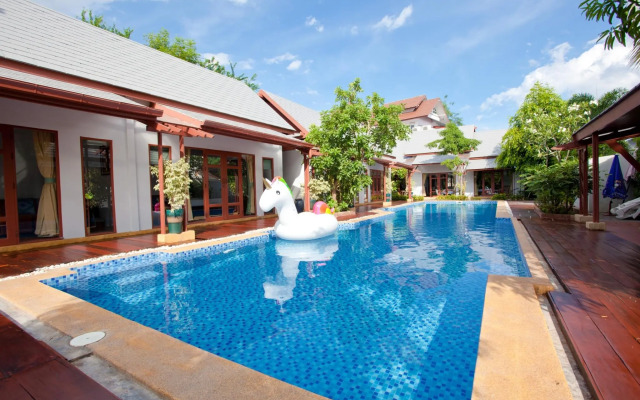 Ardea Resort Pool Villa