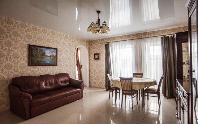 Apartment on Liteyny 60