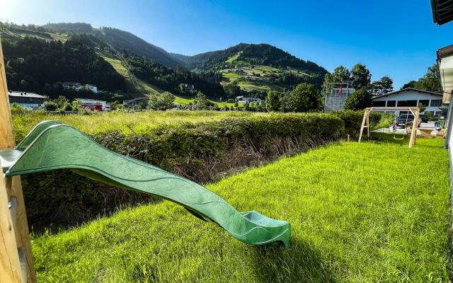 Tevini Alpine Apartments - Schmittenblick