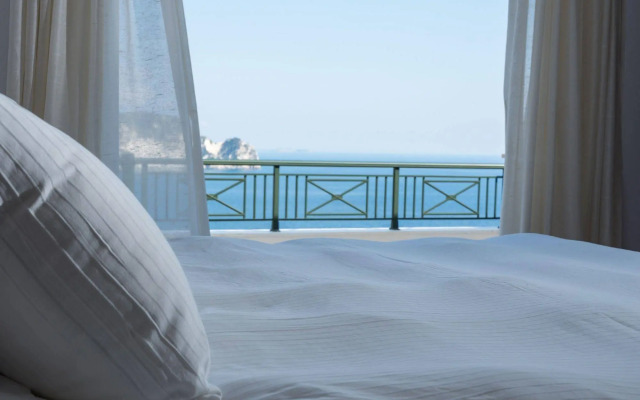 Serenus Luxury Villa