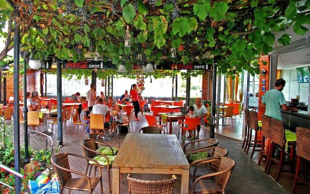 Favorit Aparthotel