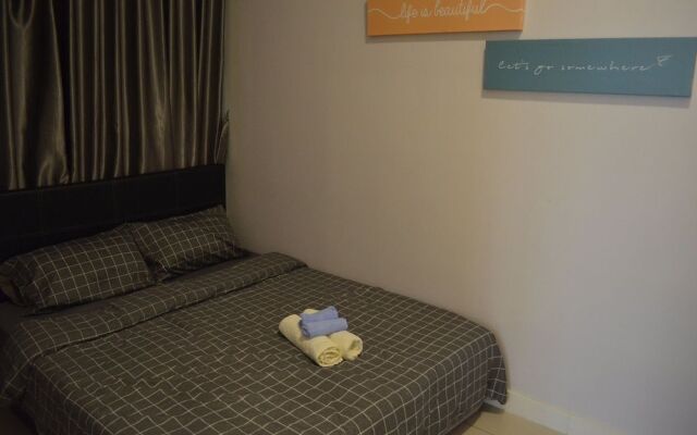 Elegant Living At loft Imago KK