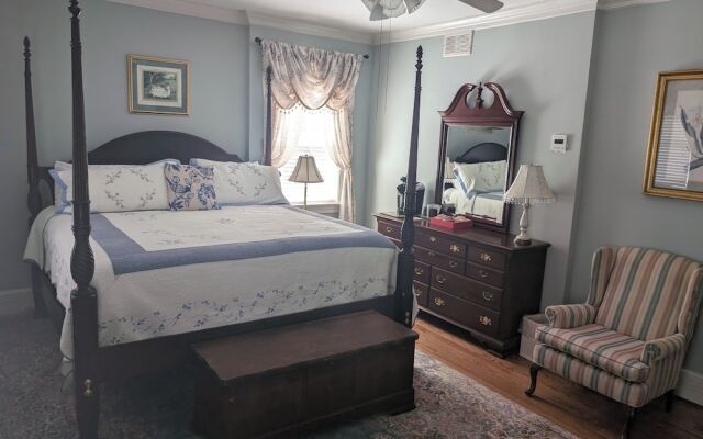 The Virginia Cliffe Inn