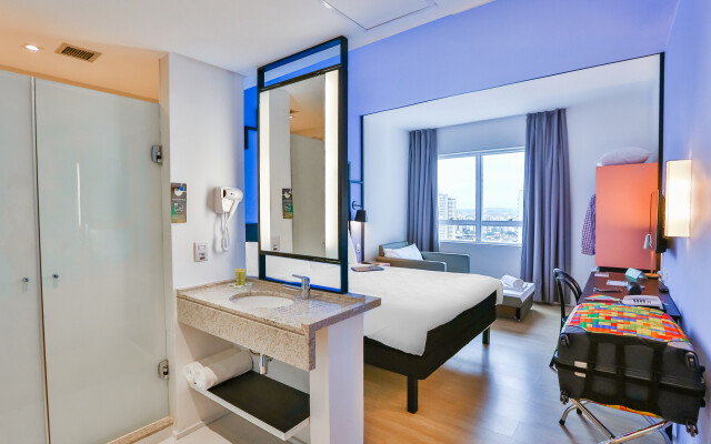 Ibis Styles Goiânia Marista