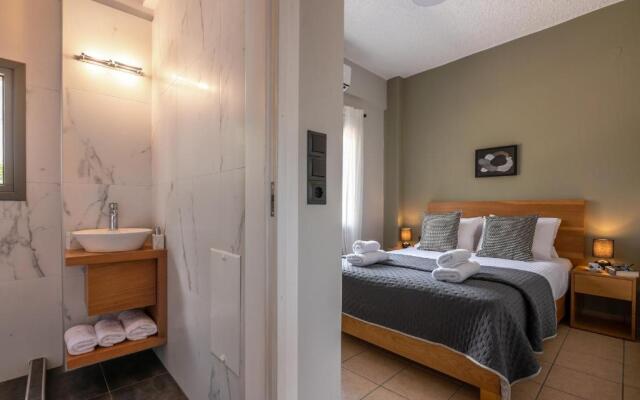 Alexandros Luxury House