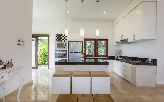 Club Corner Residence by Nagisa Bali