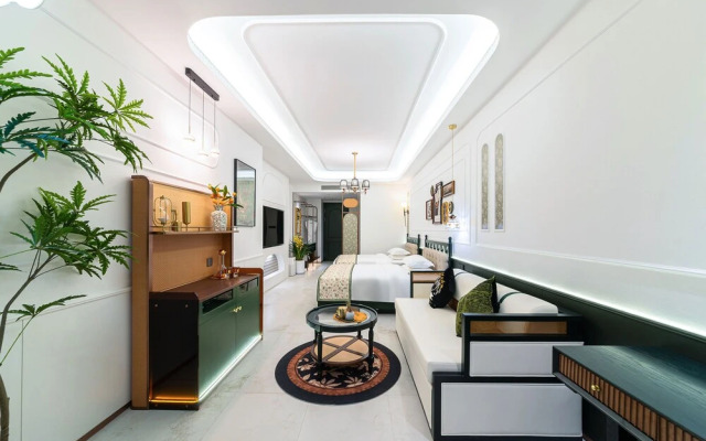 Vishan Garden Trendy Hostel