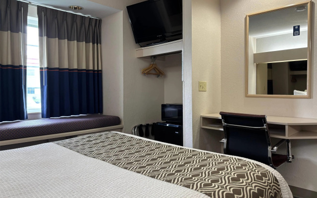 Microtel Inn by Wyndham Champaign