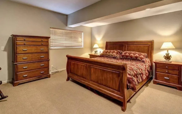 Solamere Drive Private Home by Alpine Ski Properties