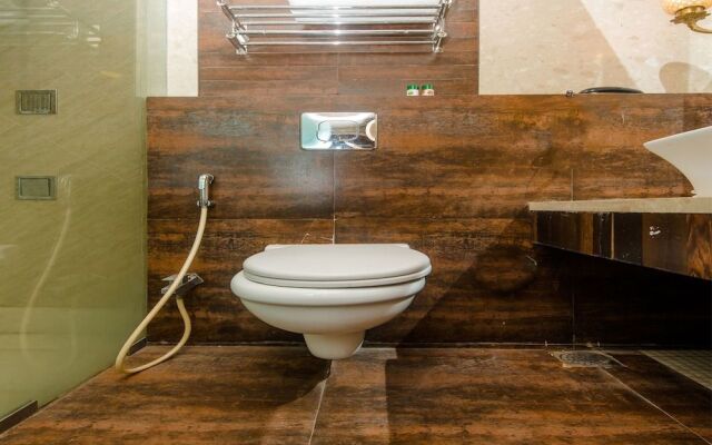 OYO 14699 Hotel Nakshatra Regency