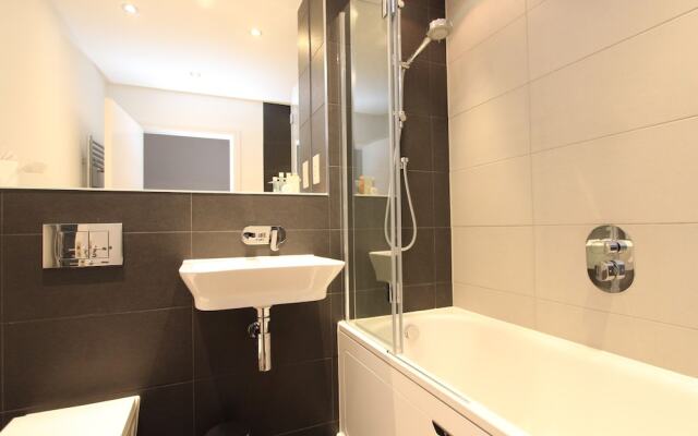 Skylark House Luxury Service Apartments