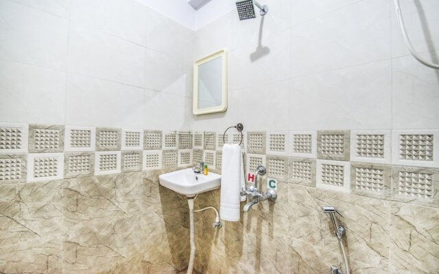 FabExpress Ample Premium Suites