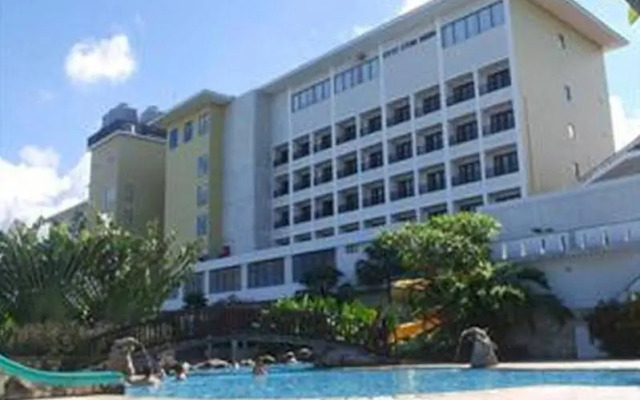 Sutanraja Hotel, Convention & Recreation