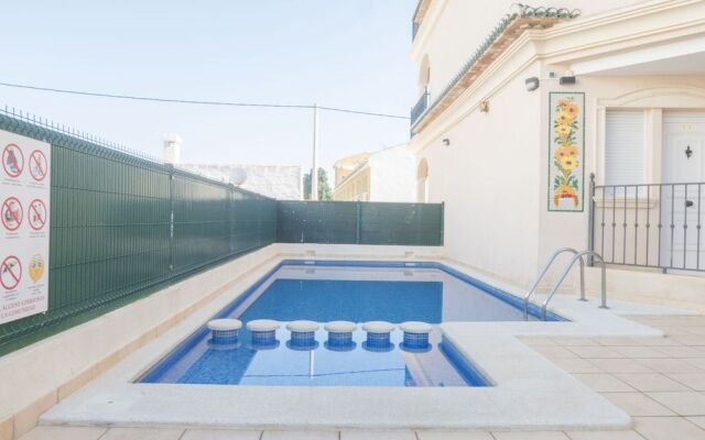 Marineu Los Almendros