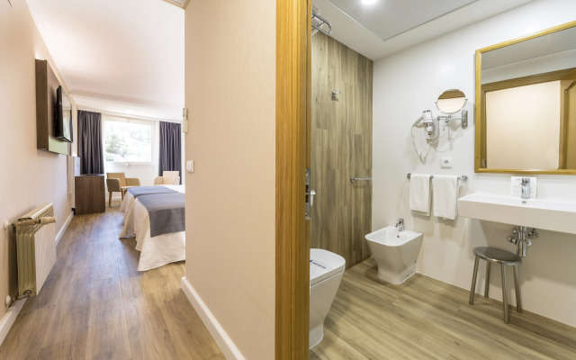 Rosaleda Del Mijares