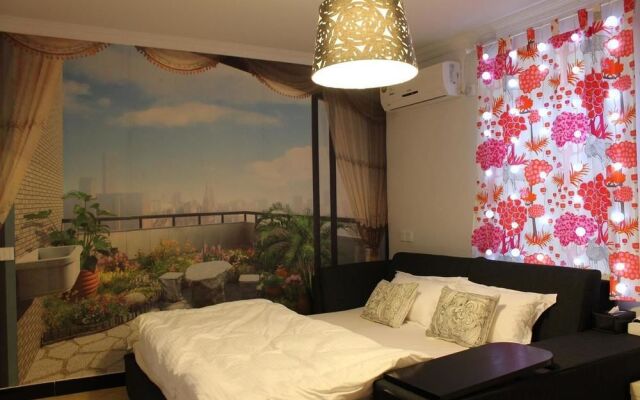Romantic Town Theme Inn