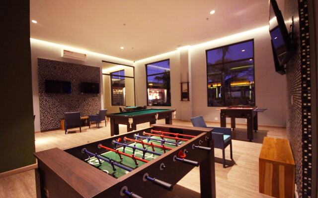 Hot Beach Resort