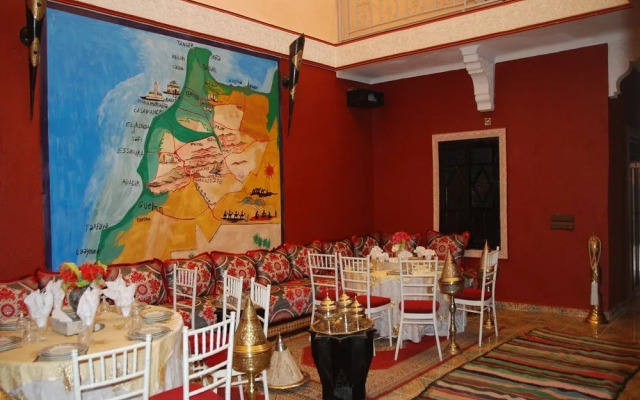 Red Castle Hostel - Backpacker