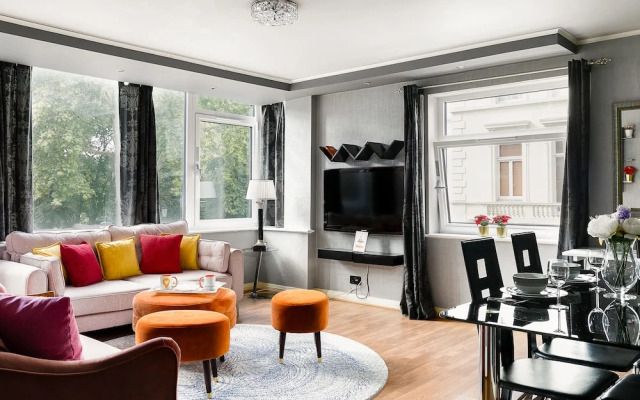 Spacious 3-bedroom Apartment Next to Museums