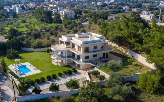 Amaltheia Villa