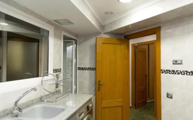 MD Vila Barbera Apartment Center
