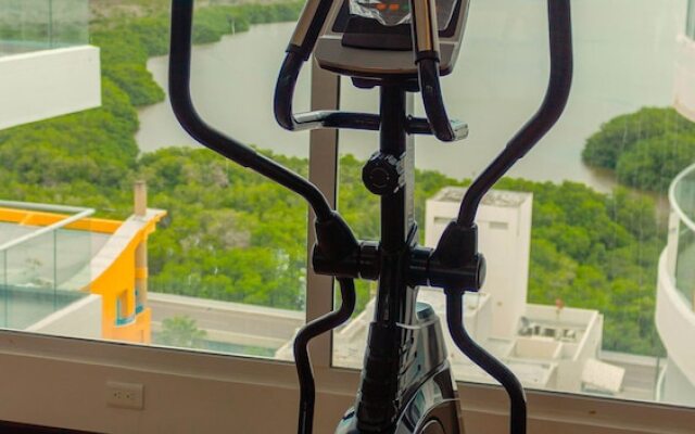 Moderno Edificio Sobre la Playa - Luxury