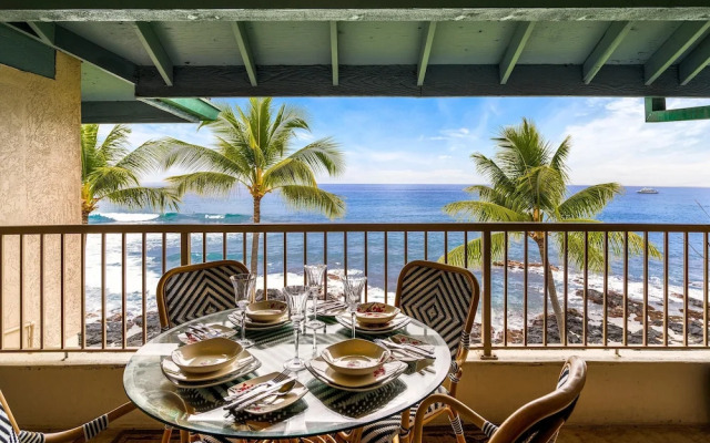 Kona Reef Resort